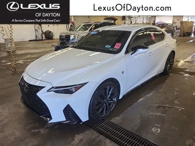 2021 LEXUS IS