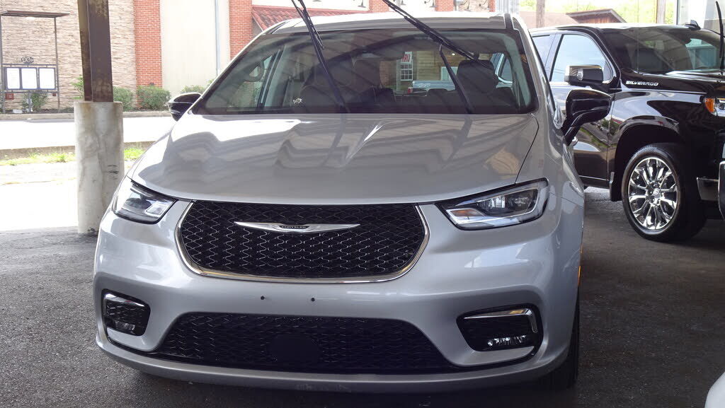 2024 CHRYSLER Pacifica