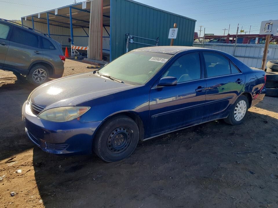 2005 TOYOTA Camry