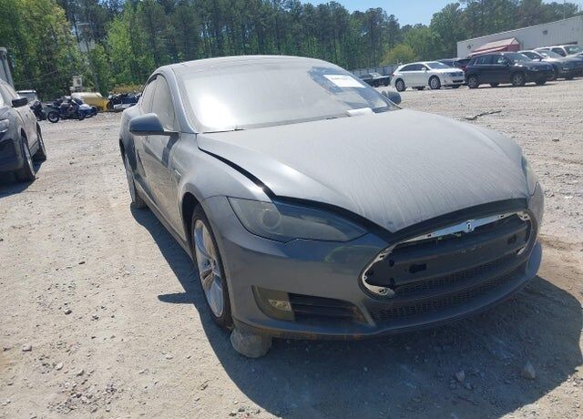 2013 TESLA Model S