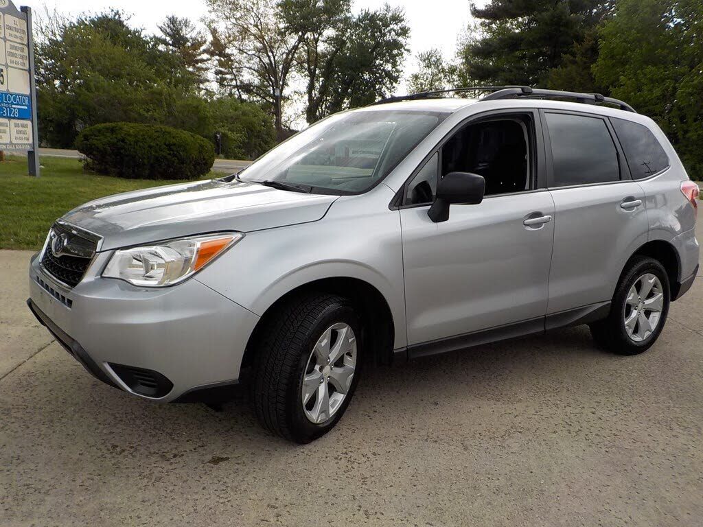 2015 SUBARU Forester
