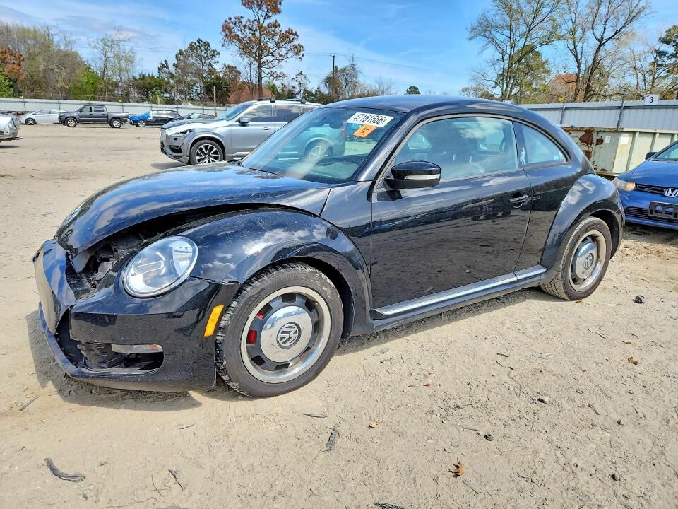 2012 VOLKSWAGEN Beetle