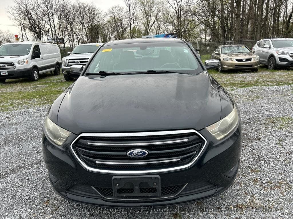 2014 FORD Taurus