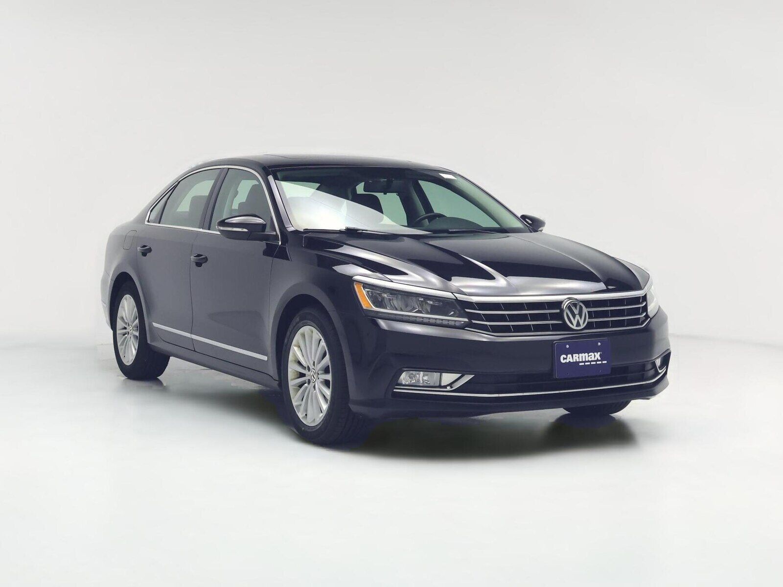 2017 VOLKSWAGEN Passat