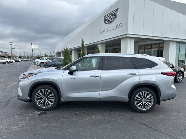 2020 TOYOTA Highlander