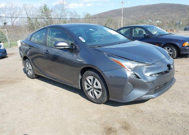 2018 TOYOTA PRIUS