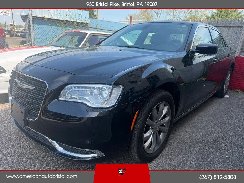 2018 CHRYSLER 300