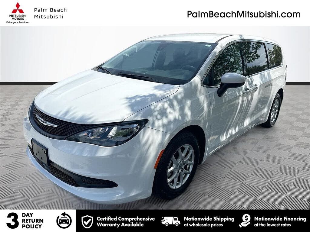 2023 CHRYSLER Voyager