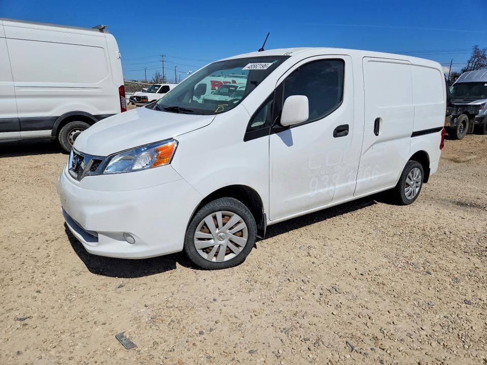 2018 NISSAN NV200