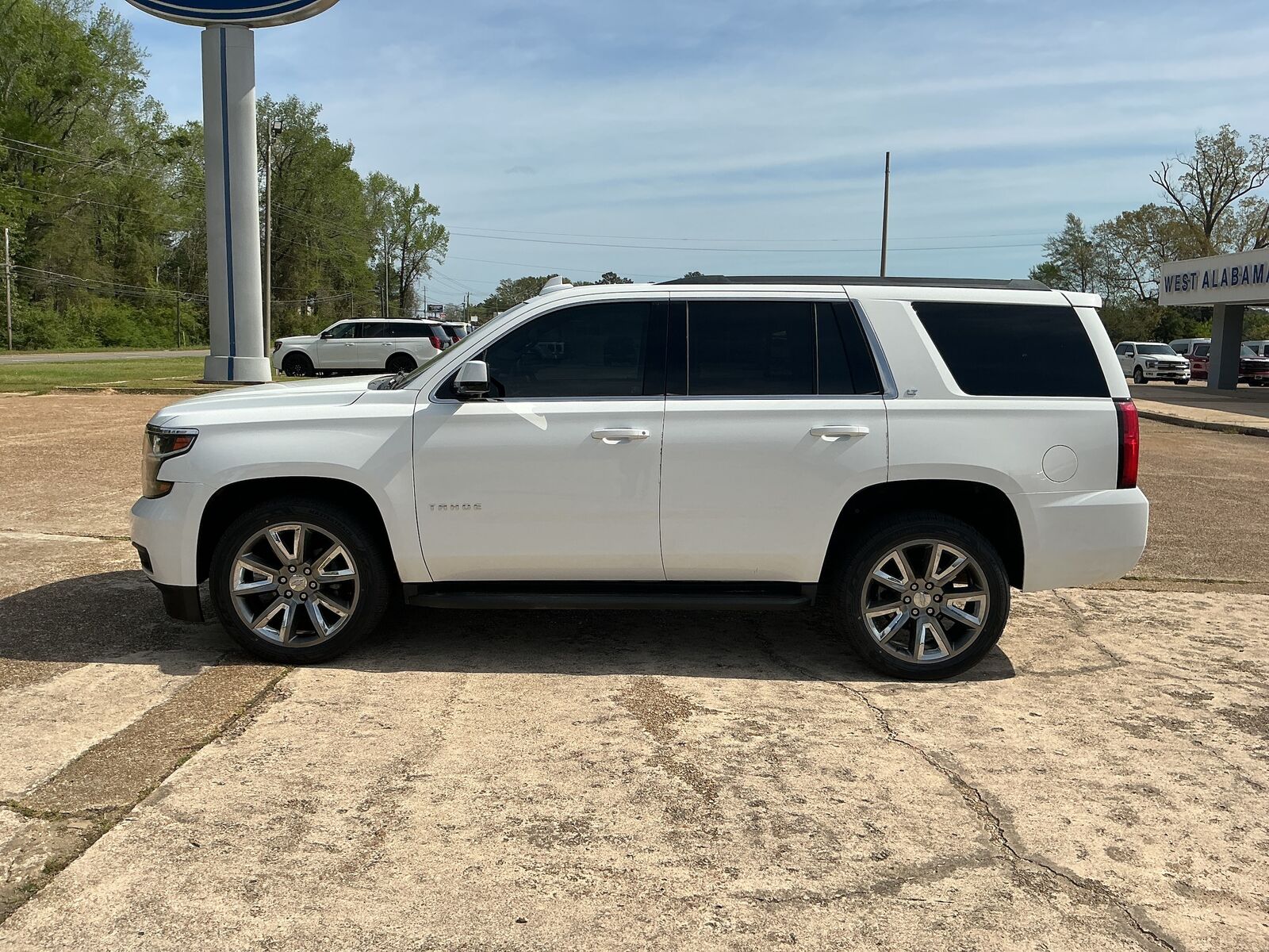 2017 CHEVROLET Tahoe