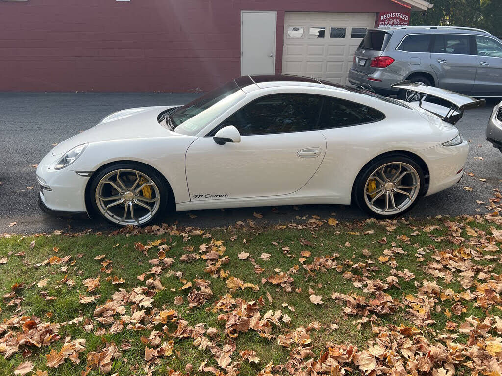 2014 PORSCHE 911