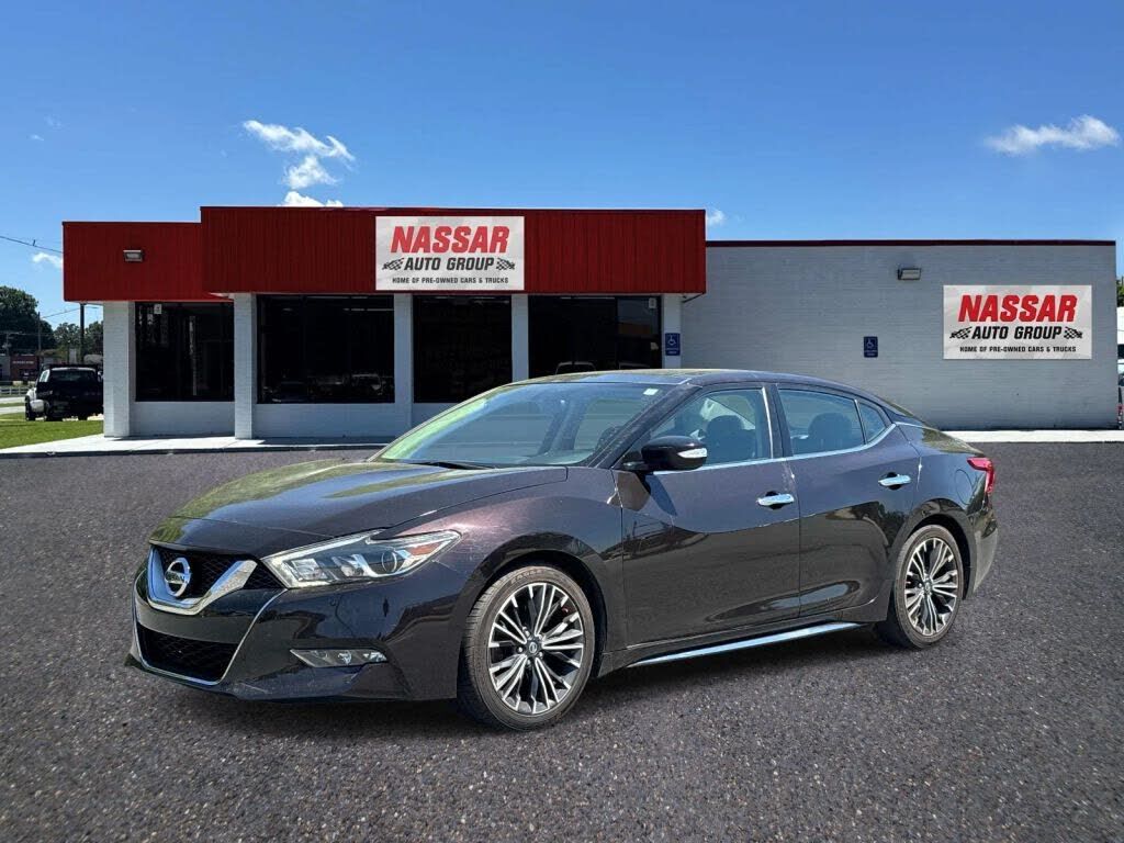 2017 NISSAN Maxima