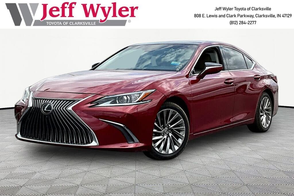 2019 LEXUS ES