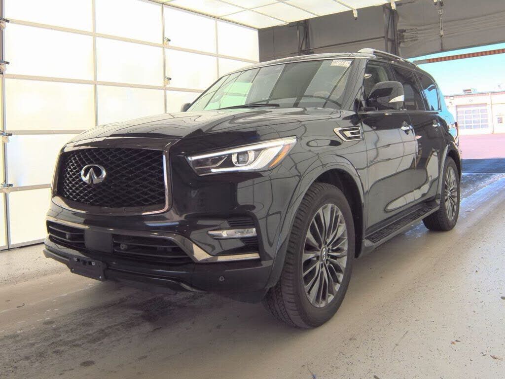 2024 INFINITI QX80