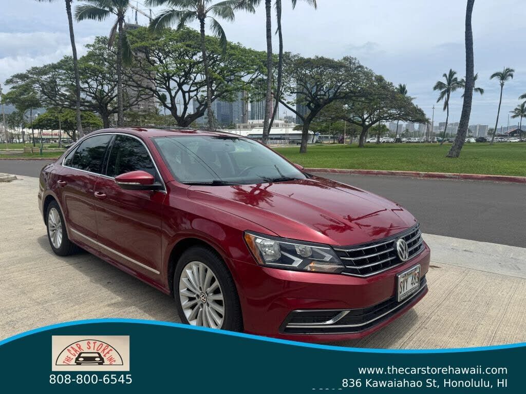 2016 VOLKSWAGEN Passat