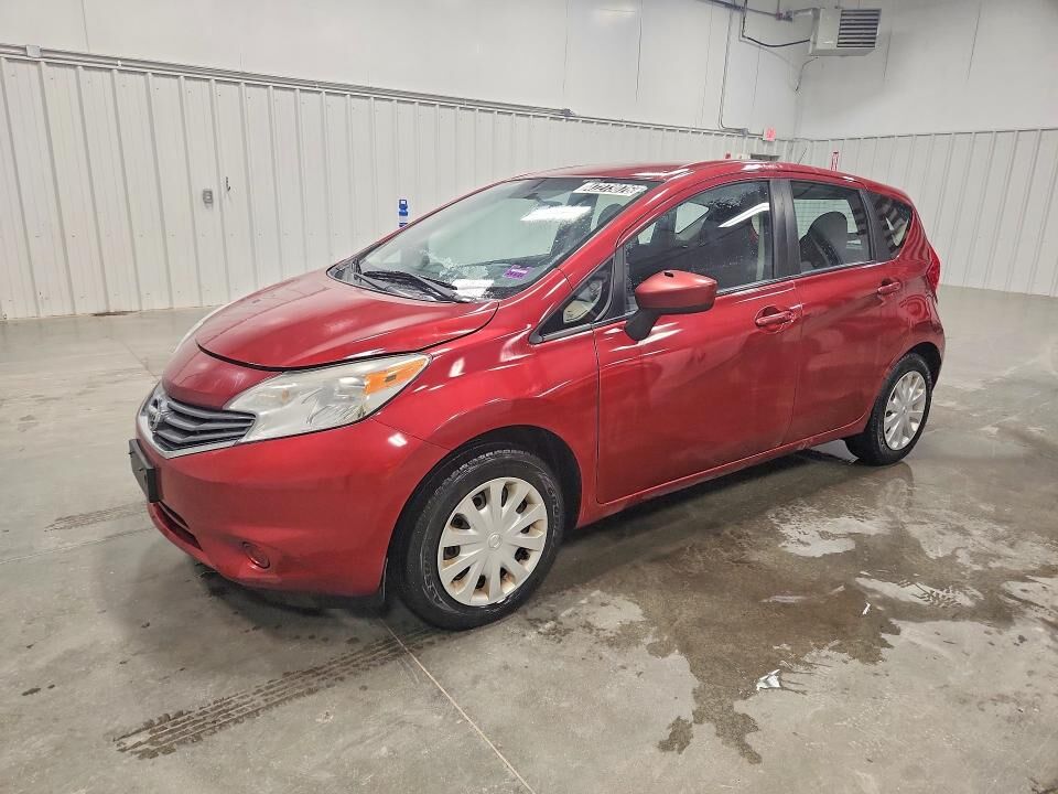 2016 NISSAN Versa