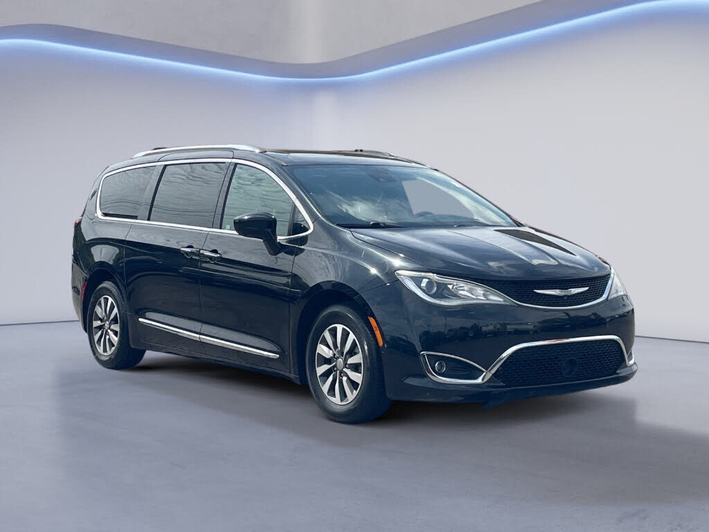 2020 CHRYSLER Pacifica
