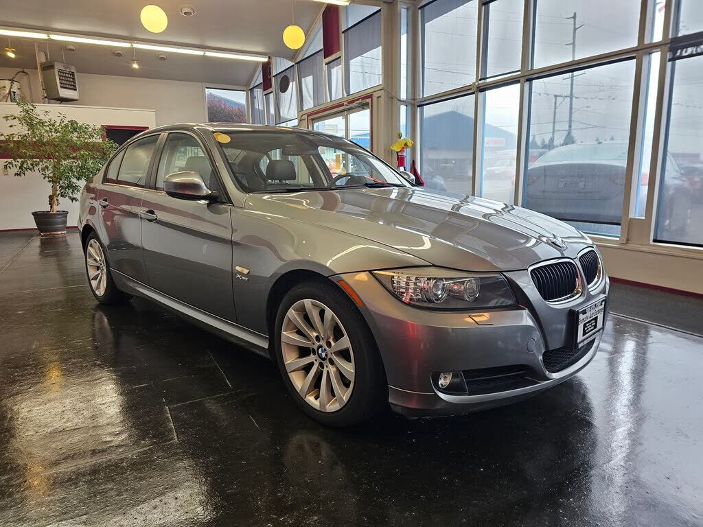 2011 BMW 3 Series