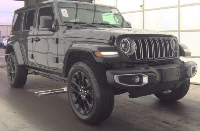 2025 JEEP Wrangler