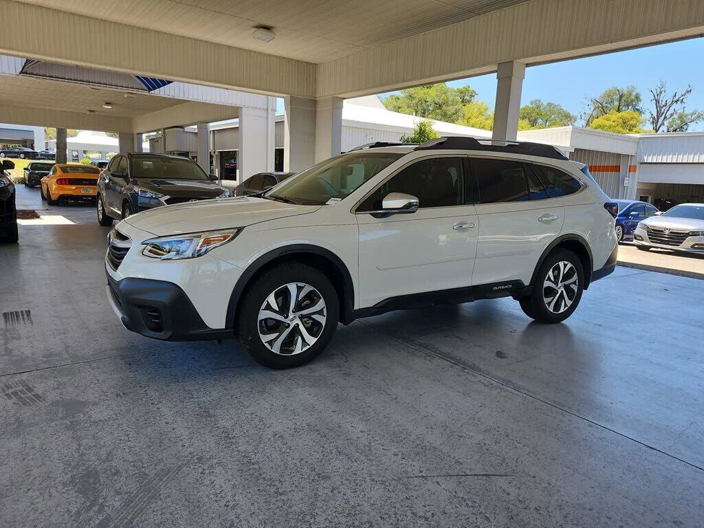2021 SUBARU Outback