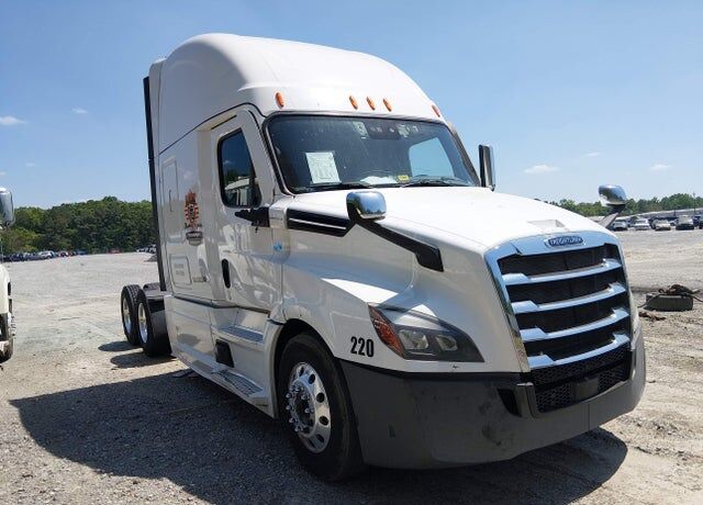 2020 FREIGHTLINER New Cascadia 126" Sleepercab