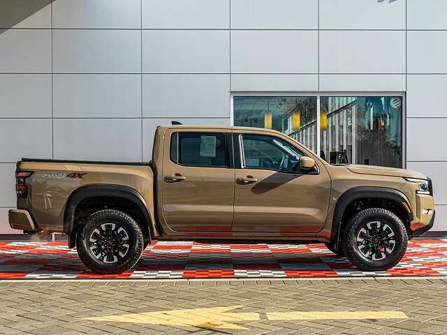 2024 NISSAN Frontier