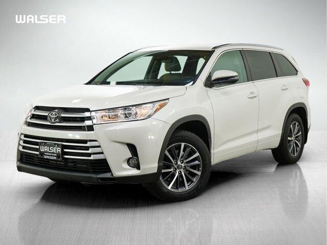 2018 TOYOTA Highlander