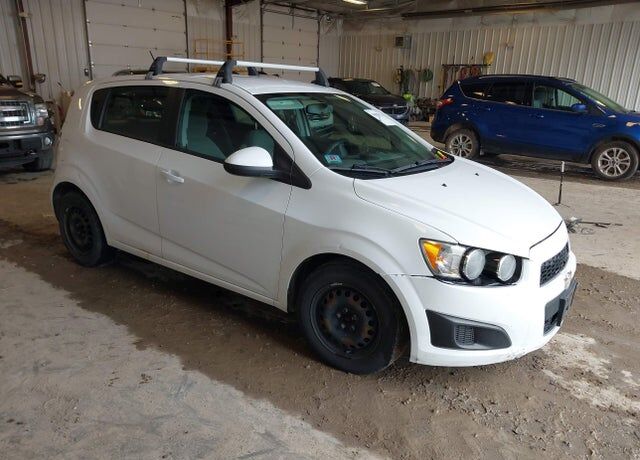 2016 CHEVROLET Sonic