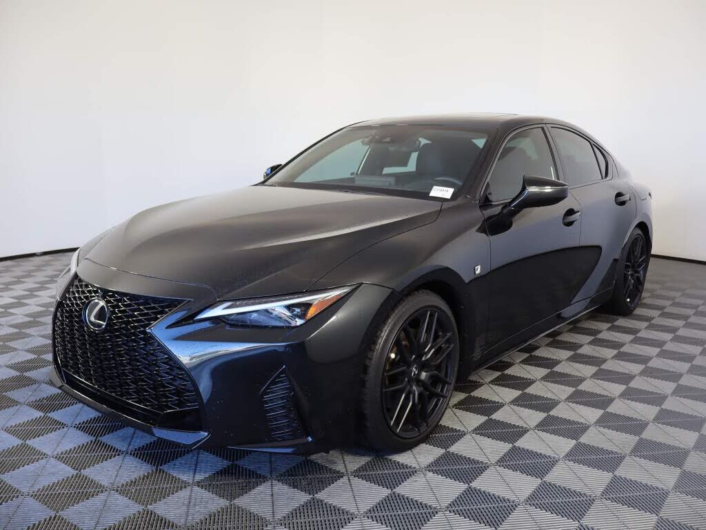 2024 LEXUS IS