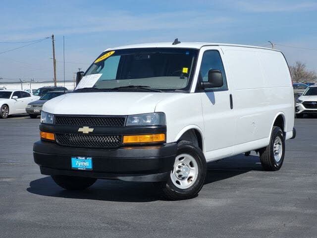 2023 CHEVROLET Express