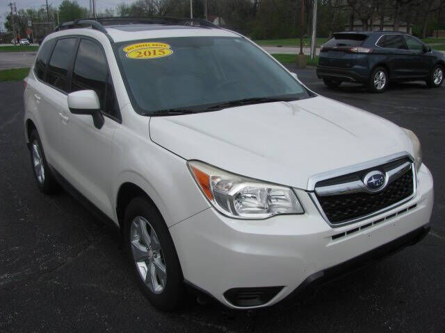 2015 SUBARU Forester