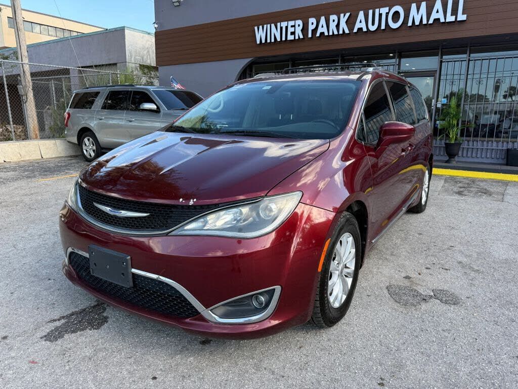 2019 CHRYSLER Pacifica