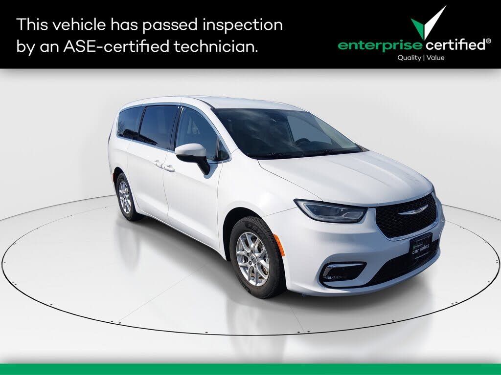 2023 CHRYSLER Pacifica