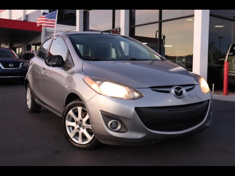 2014 MAZDA Mazda2