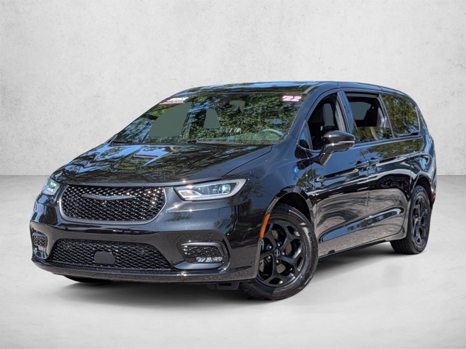 2022 CHRYSLER Pacifica