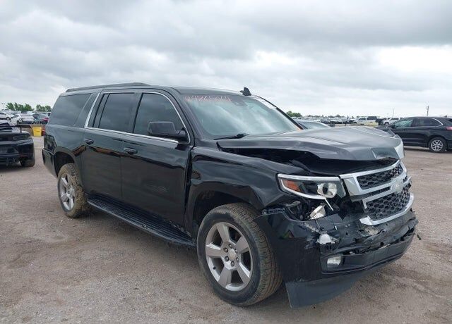 2017 CHEVROLET Suburban