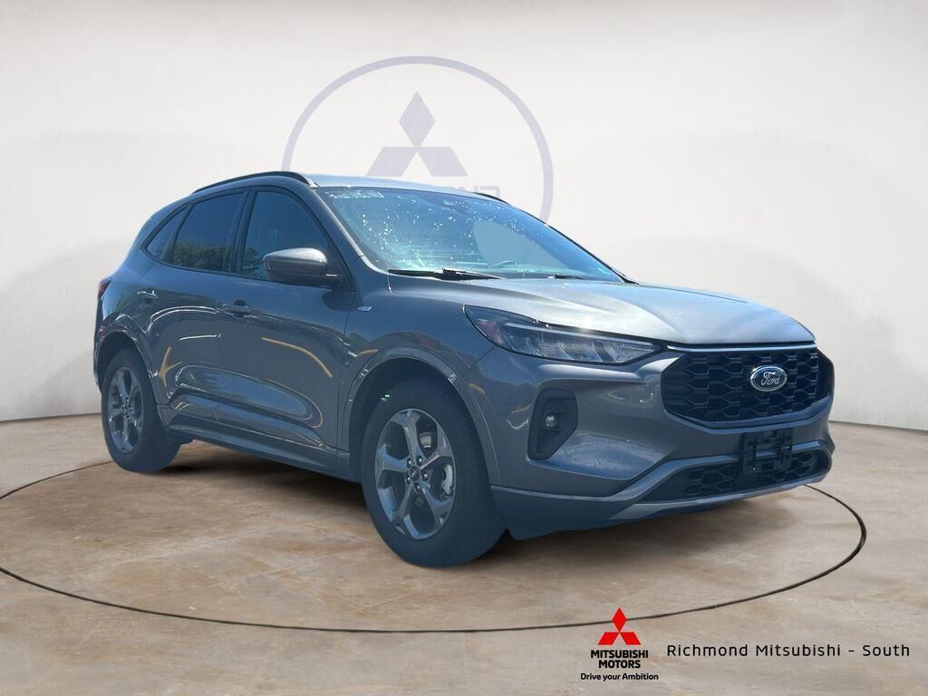 2024 FORD Escape