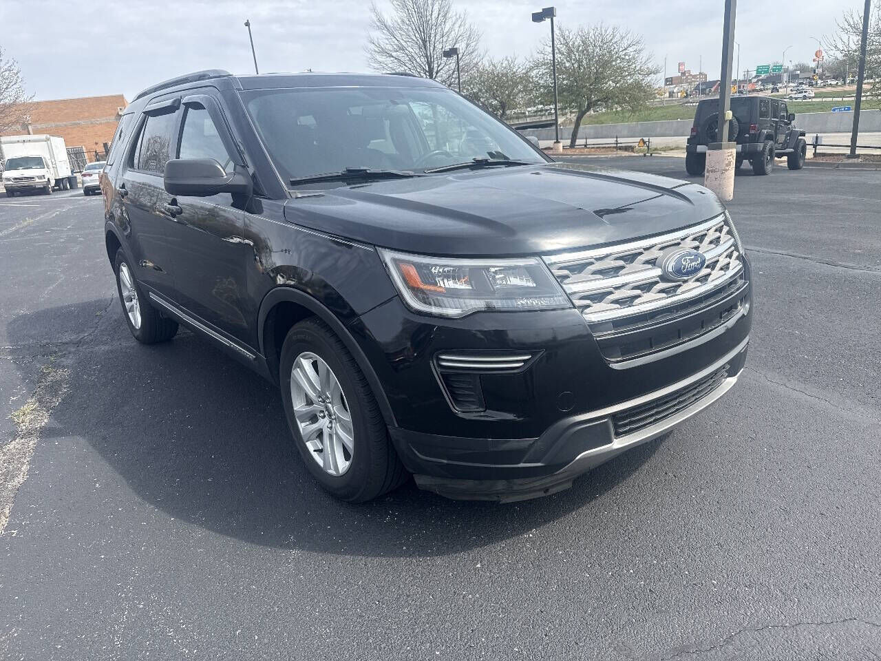 2018 FORD Explorer