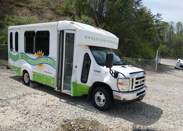 2016 FORD E-450