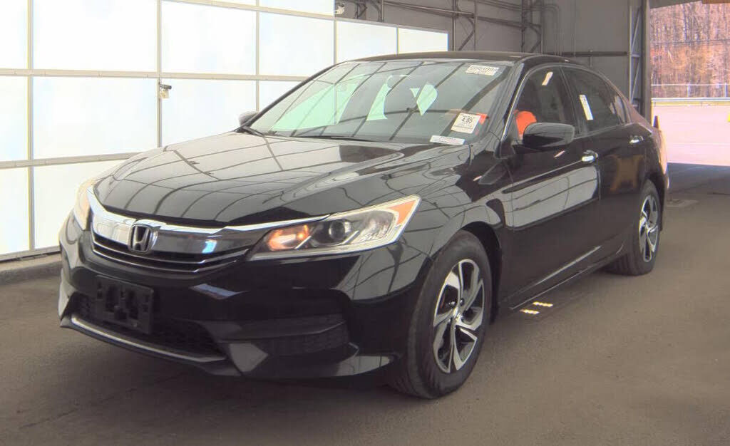 2017 HONDA Accord