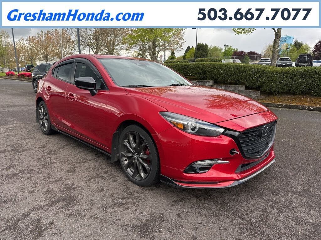 2017 MAZDA Mazda3
