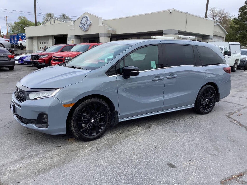 2025 HONDA Odyssey