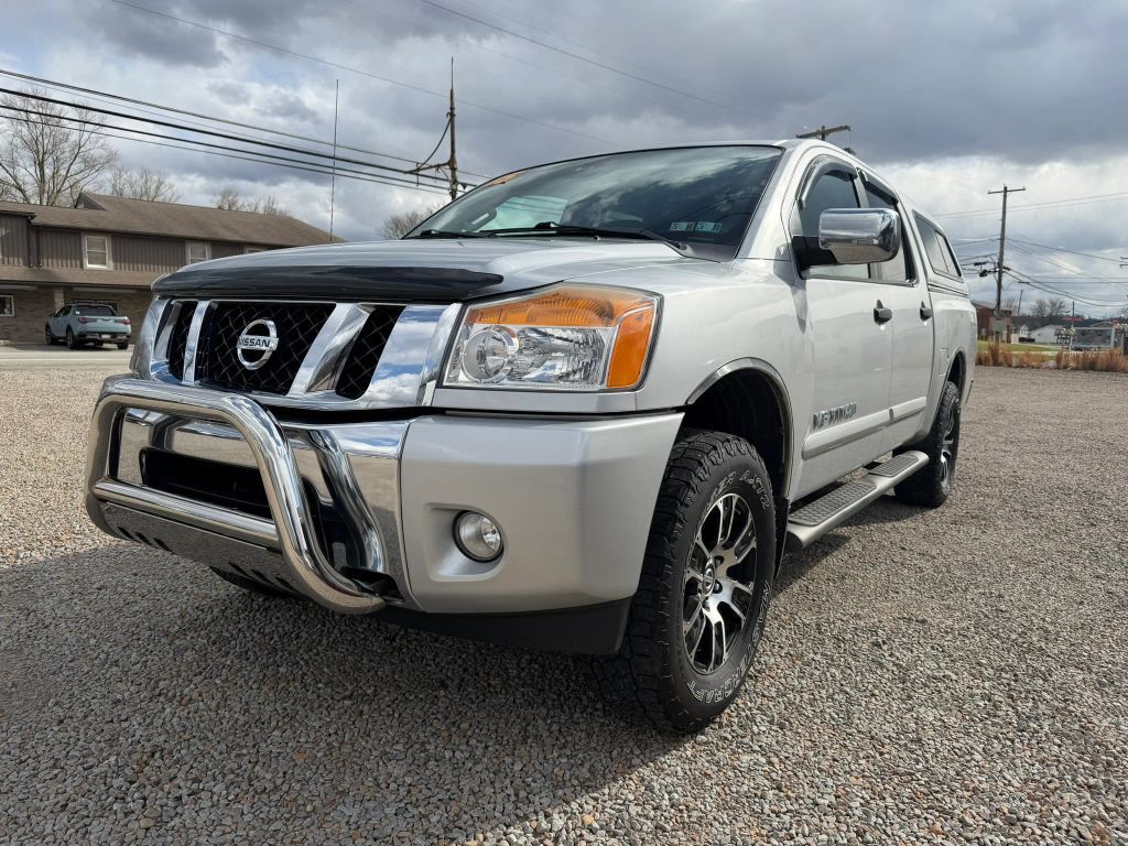 2015 NISSAN Titan