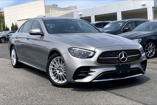 2022 MERCEDES-BENZ E-Class