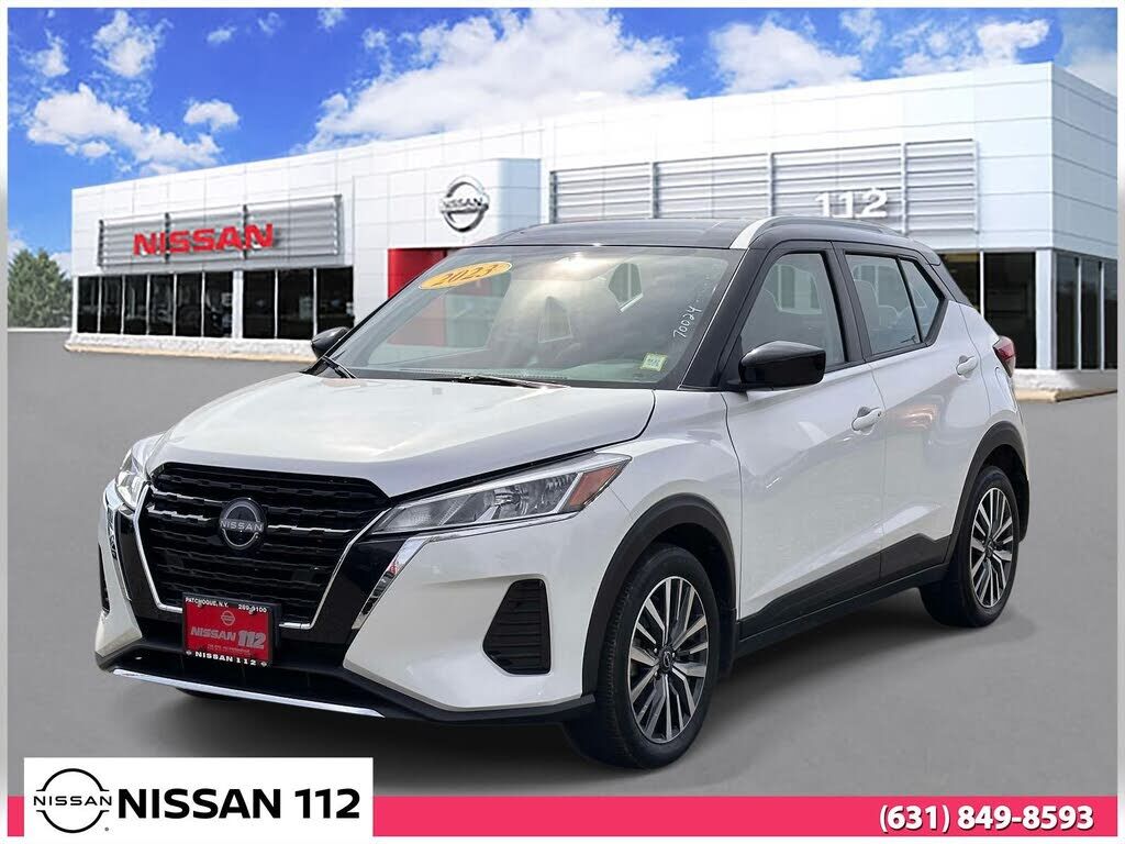 2023 NISSAN Kicks
