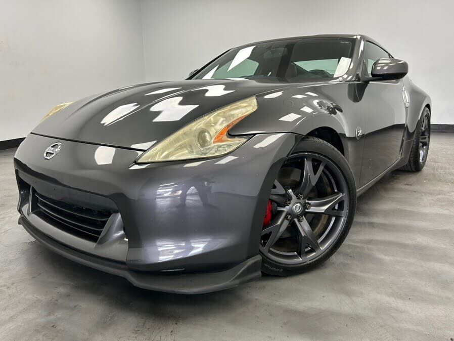 2010 NISSAN 370Z