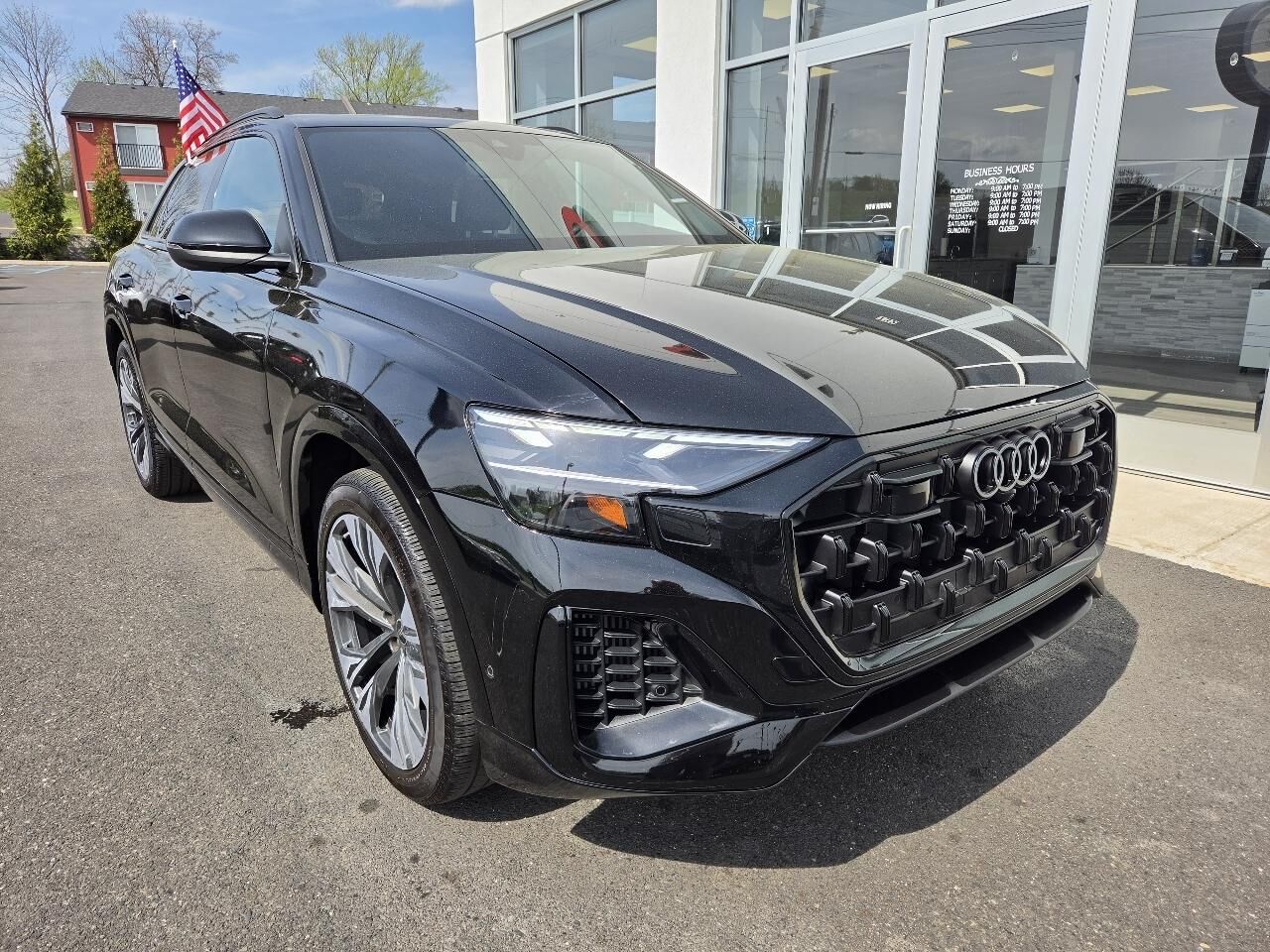 2025 Audi Q8