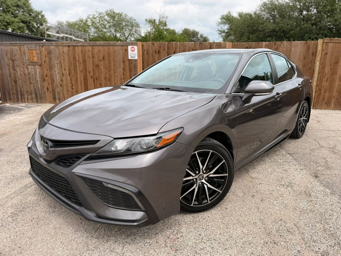 2023 TOYOTA Camry