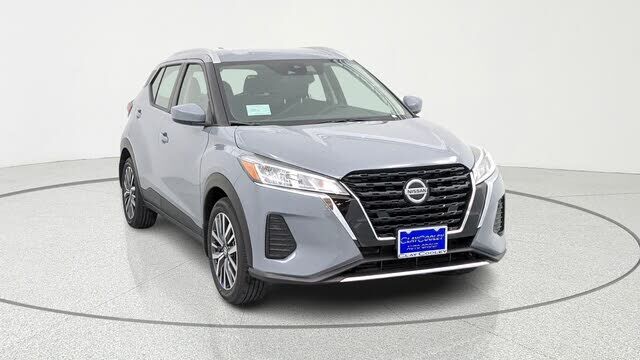 2023 NISSAN Kicks