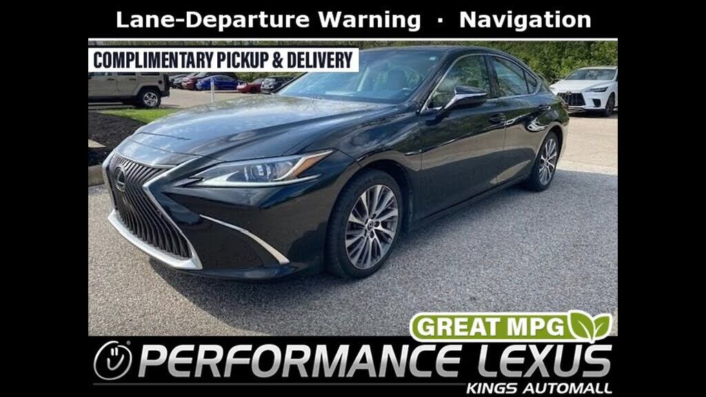 2019 LEXUS ES